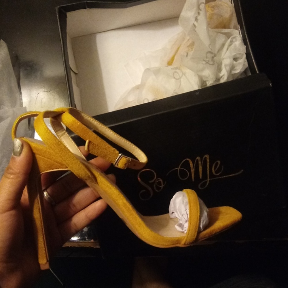 Summer Yellow Heels